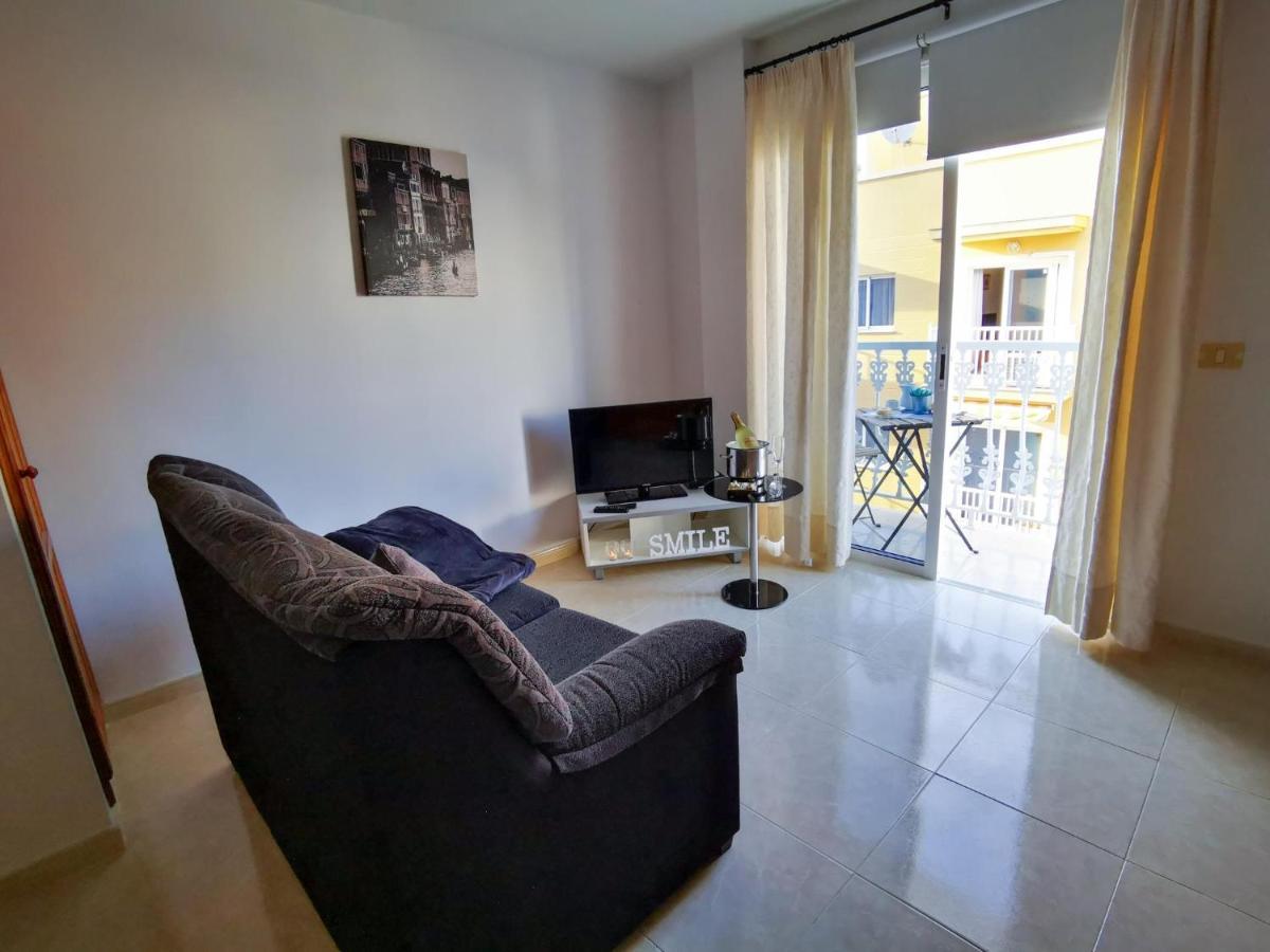 Puesta De Sol Rentals 2Cr Playa de San Juan  Exterior photo